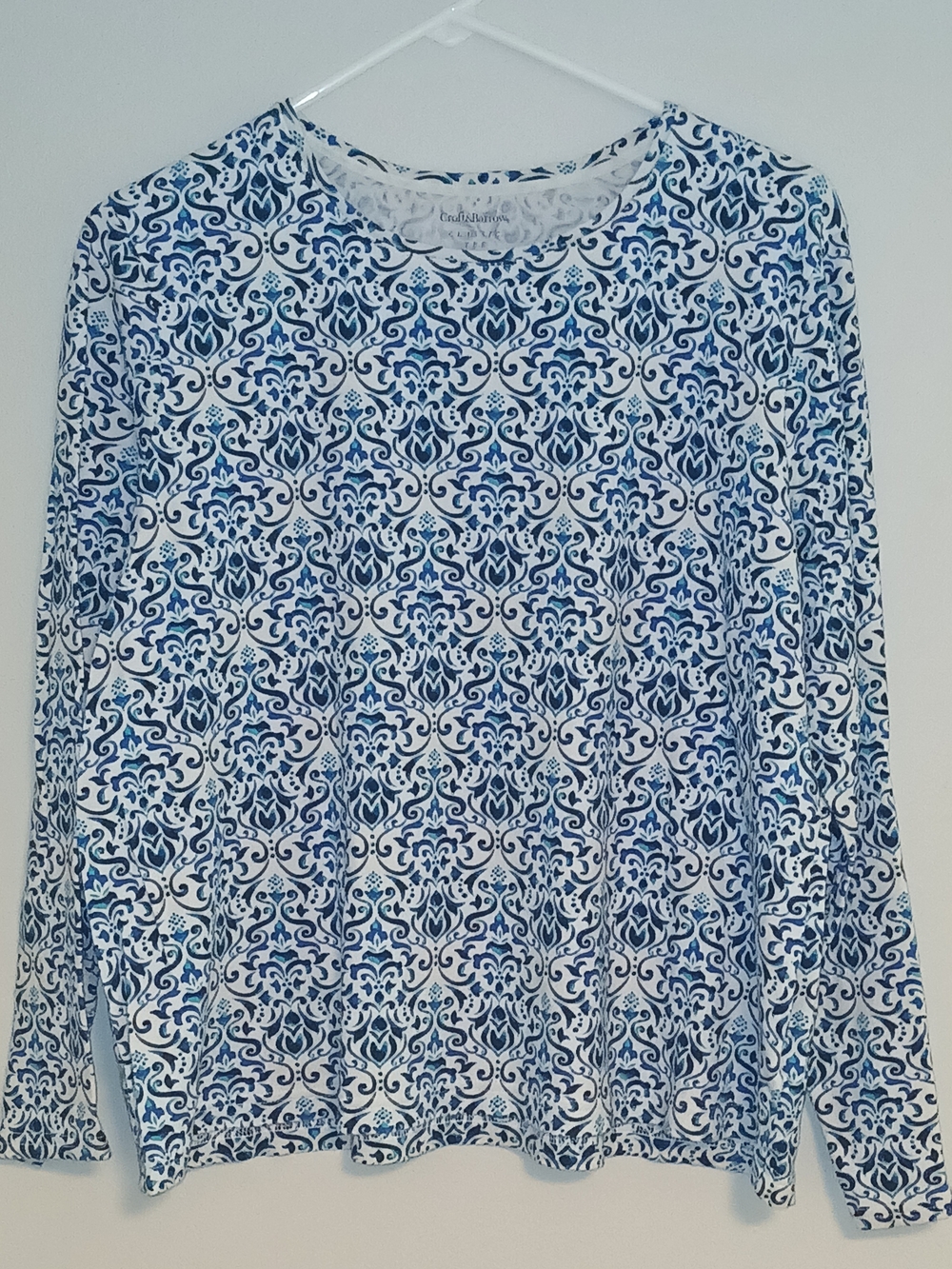 ( Teens ,Small Womans Xxl) croft & barrow Blue and White Printed Long-Sleeve Tee